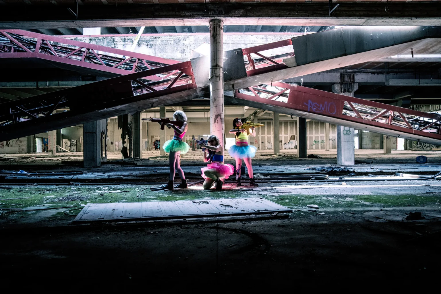 PopulArmy, The Return to Concrete — Massimo Laurenzi